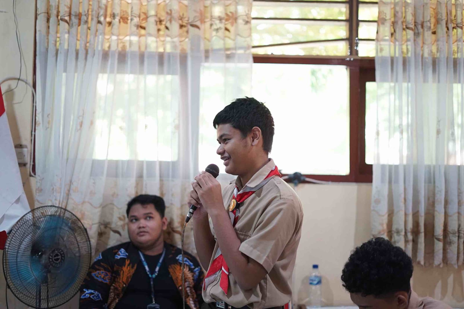 Goes To School